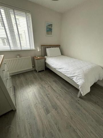 51 Old Castle Court (Student Let), Portrush, BT56 8GR - Photo 5