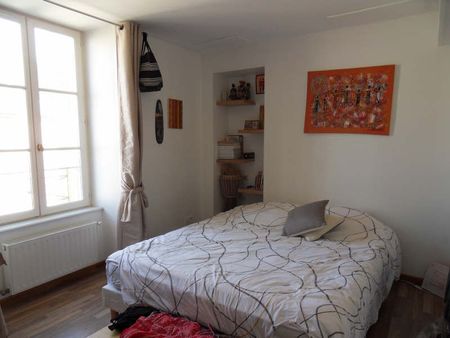 Location Appartement 2 pièces 39m² BAYEUX 14400 - Photo 3