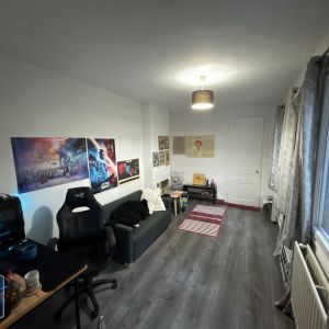 Location Appartement 2 pièces 42m² ST ETIENNE 42000 - Photo 2