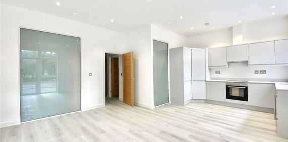 Parkview House, Wokingham Parkview House, Wokingham - Photo 2