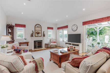 34 Smith Street, Hampton - Photo 2
