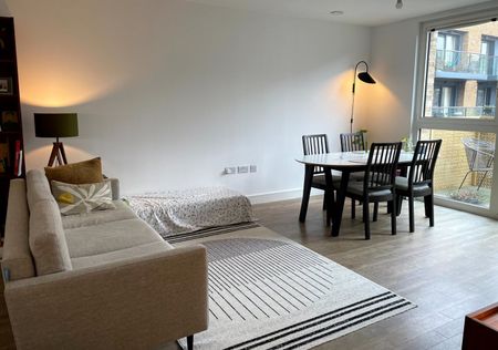 Room in a Shared Flat, Norlem Court, SE8 - Photo 5