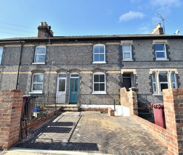 4 Bed Terraced House, Erleigh Road, RG1 - Photo 2