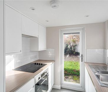 2 bedroom terraced house to rent - Photo 6