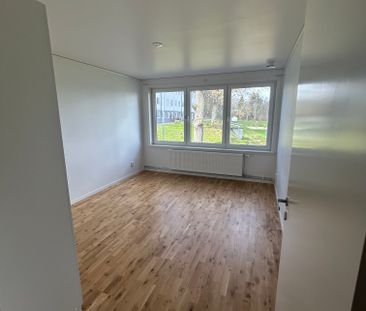 Hallanäs Benestad, Alvesta - Photo 1