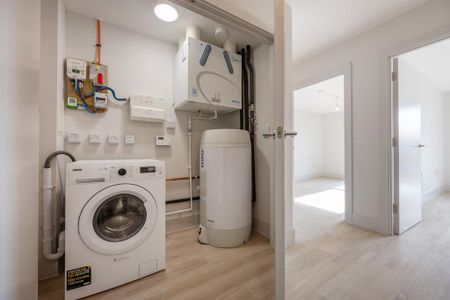 3 bedroom apartment to rent - Photo 4