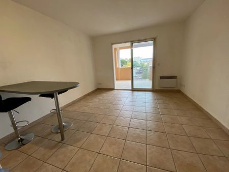 Location Appartement 2 pièces à Le Lavandou - Photo 4