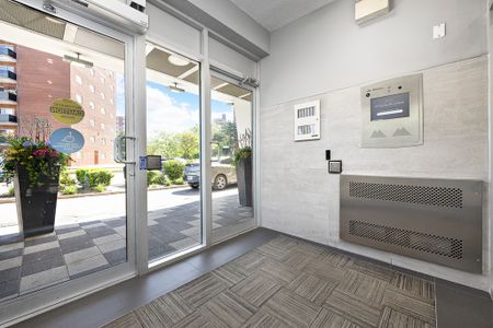 Draydon Manor - Photo 4