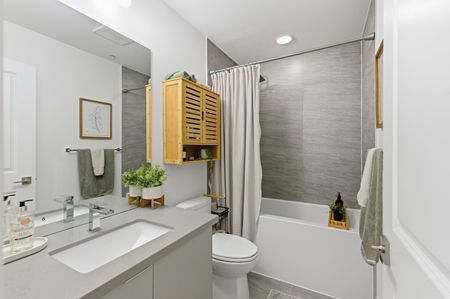 For Lease - 297 Oak Walk Drive Unit# 314, Oakville, Ontario - Photo 5