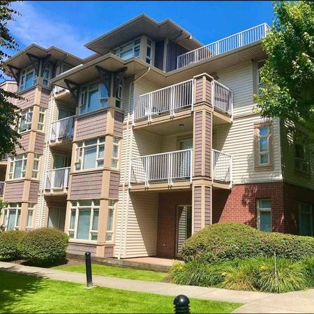 Large 2Br2Ba Condo For Rent-Large Private Patio-Easy Access - Photo 4