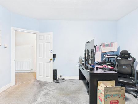 4 bedroom terraced house to rent - Photo 5