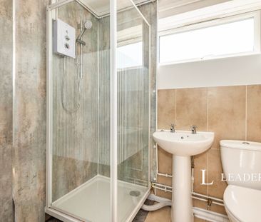 1 bedroom apartment to rent Bushfield Drive, Redhill, RH1 - Photo 4