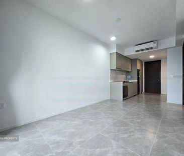 Clavon (D5), Apartment - For Rent - Photo 1