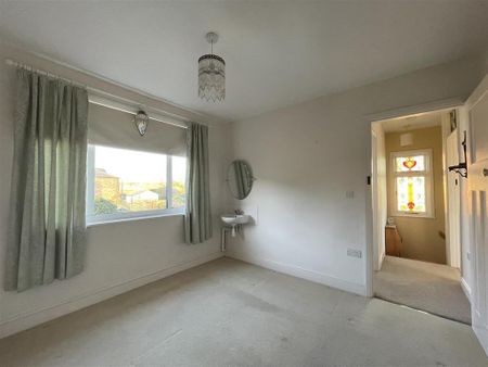2 bedroom terraced house to rent - Photo 3