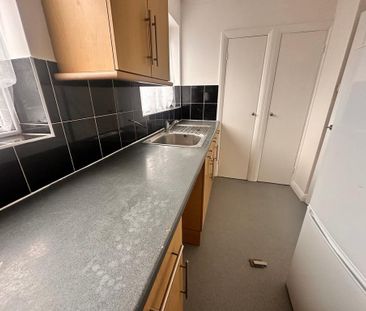 2 bedroom maisonette to rent - Photo 1