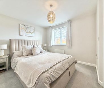 3 bedroom semi-detached house to rent - Photo 5