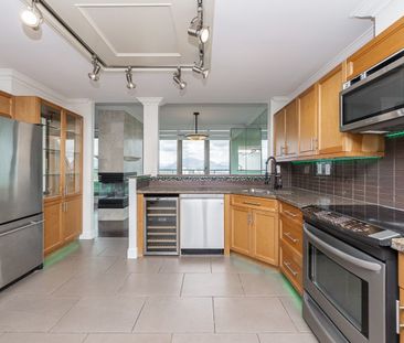 10082 148 Street condo — Surrey, BC (3-Bedroom) - 3 Bedroom - Photo 4