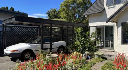 Large Home in Hokowhitu - Photo 3