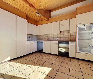 BEL APPARTEMENT de 4 pièces / SCHÖNE 4-Zimmer-WOHNUNG - Foto 1