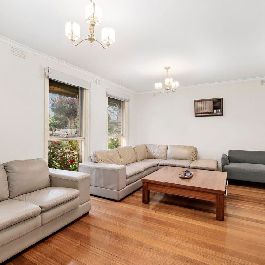 Splendid Single-Level Home - Photo 1