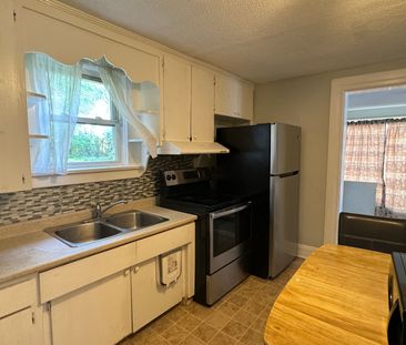 For Lease - 4738 Huron Street, Niagara Falls, Ontario - Photo 5