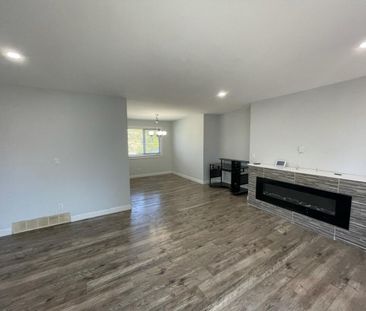 Updated Upper Home in Chilliwack - Photo 5