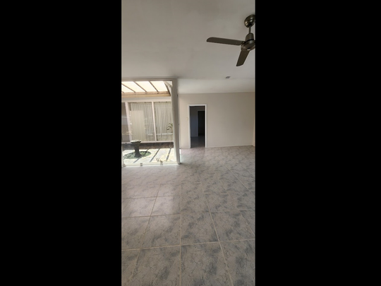 2 Binda Place, Bundall, QLD - Photo 1