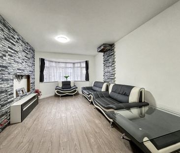 Burgess Avenue, London, NW9 - Photo 2