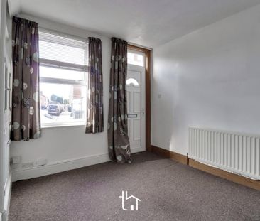 2 bedroom terraced house to rent - Photo 3