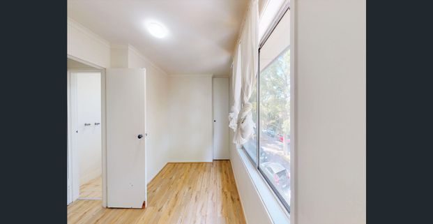 Convenient City Fringe Location - Photo 1