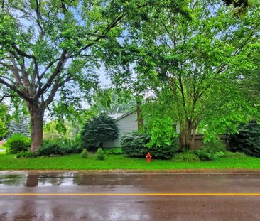 For Lease - 925 Kingsway Drive Unit# Main, Burlington, Ontario - Photo 4