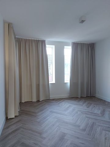 Te huur: Appartement E.E. van der Laanstraat 42 in Rijnsburg - Photo 5