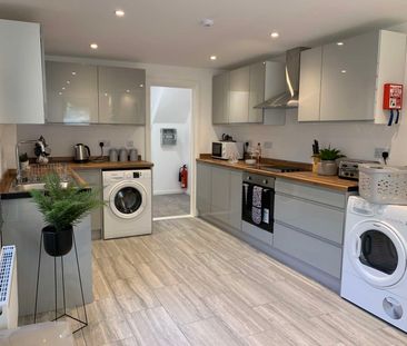 36 Burrell Road Sherrington Bedroom 1 - Photo 4