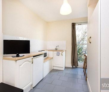 Studio to rent - Photo 6