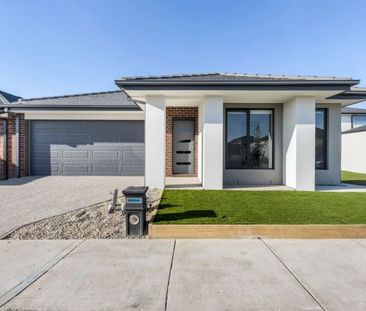 Your new home awaits! - Photo 2