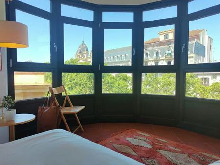 La Rambla, Barcelona, Catalonia 08002 - Photo 2