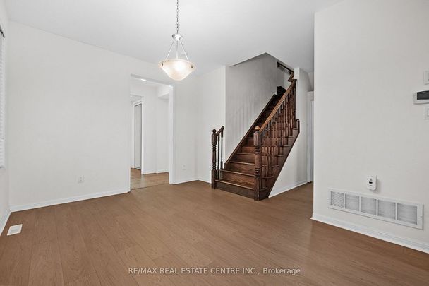 For Lease - 1079 Savoline Boulevard, Milton, Ontario - Photo 1