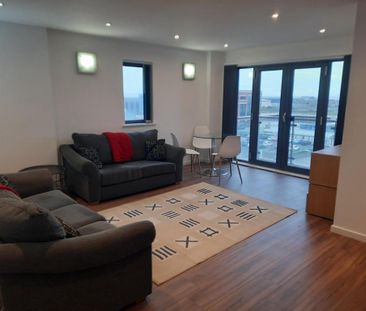 2 bedroom flat to rent - Photo 3