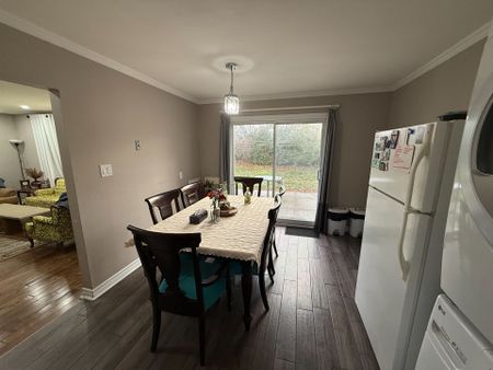 For Lease - 28 Lynmont Road, Toronto, Ontario - Photo 5