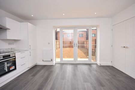 1 bedroom terraced house to rent - Photo 3