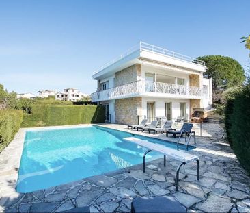 Maison à louer Cagnes Sur Mer, Cote d'Azur, France - Photo 4