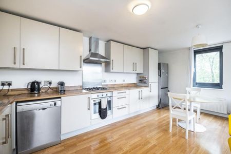 1 bedroom flat to rent - Photo 5