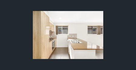 Low maintenance 5-Bedroom Family Home - Photo 4