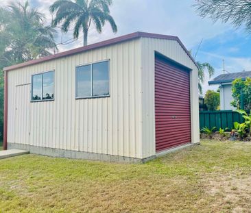 AVAILABLE NOW: Fully Airconditioned, 3 bdrm Home with Shed - Photo 1