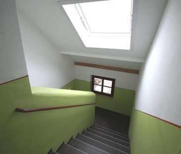 2-Zimmer-DG-Wohnung mit BALKON, offene Küche, Badewanne - frisch re... - Photo 1