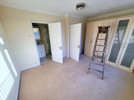 3 bedroom semi-detached house to rent - Photo 4