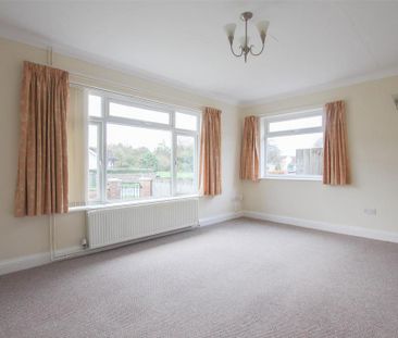 2 bedroom bungalow to rent - Photo 1