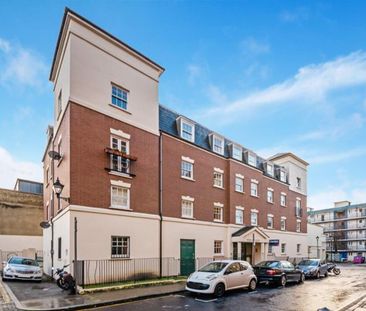 Spacious one bedroom apartment to rent in Academy Court, E2 - Photo 3