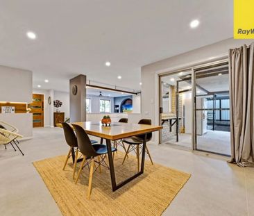 Family Home in Great Location - Photo 4