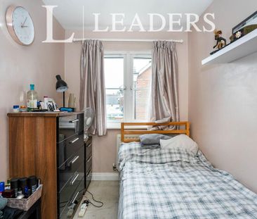 3 bedroom terraced house to rent - Photo 4